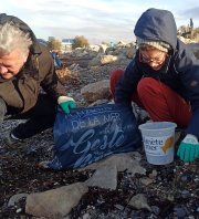 Nettoyage plage Borely par l'équipe de Planète Mer