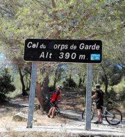 Collecte de déchets sauvages en pleine forêt - Col du Corps de Garde