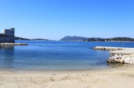 Plages de Pipady au Mourillon